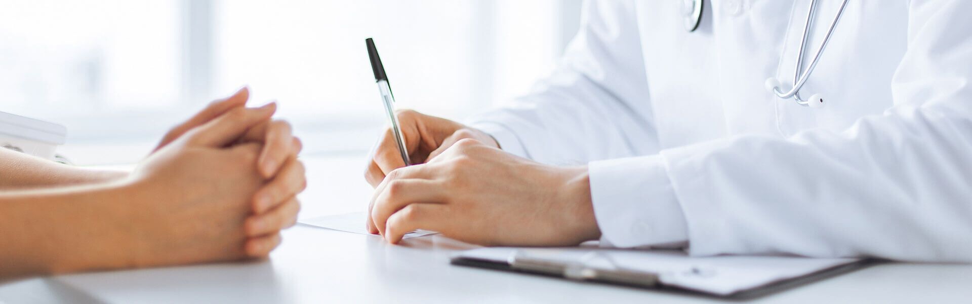 Beratungsgespräch zwische Arzt und Patient